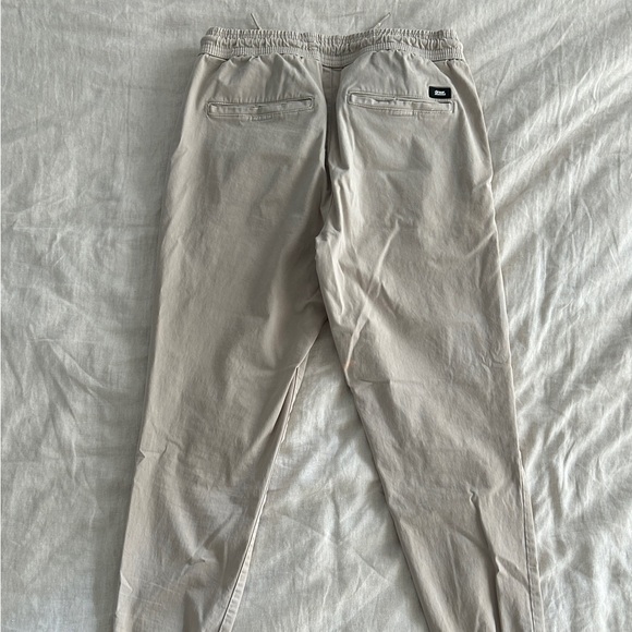 Zara Men's Beige Joggers - Picture 2 of 9